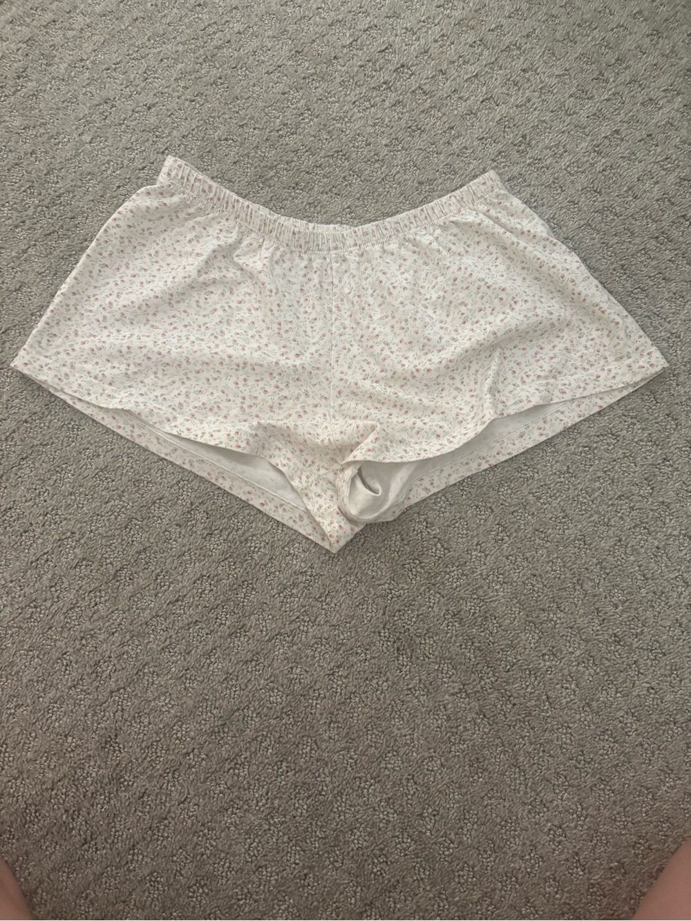 Brandy Melville White Cream Floral Sleep Shorts